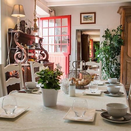 Bed and Breakfast Au Jardin D'Eloise Tremereuc Esterno foto