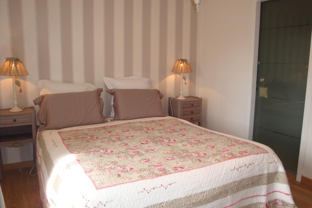 Bed and Breakfast Au Jardin D'Eloise Tremereuc Esterno foto