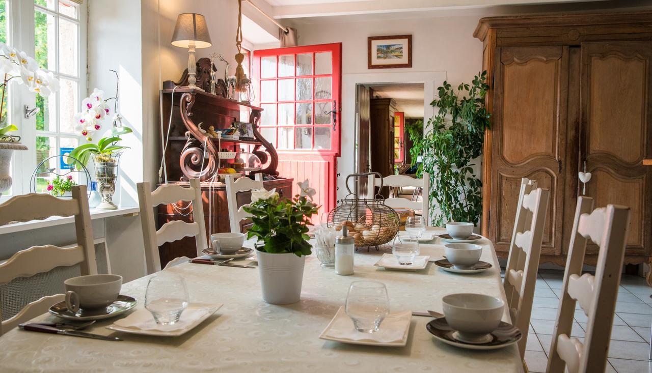 Bed and Breakfast Au Jardin D'Eloise Tremereuc Esterno foto